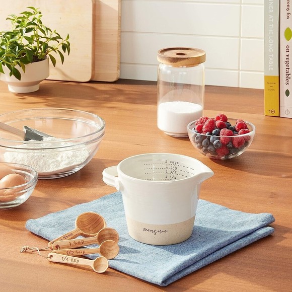 Mud Pie Other - MUD PIE Home Farmhouse Stoneware Liquid Measuring Cup Ounces (OZ) and Cups (C)